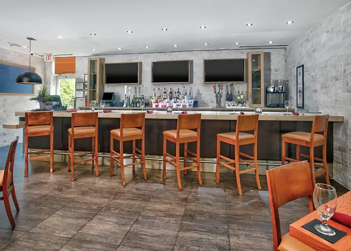 Dallas - Worth Airport South By Ihg Hotel