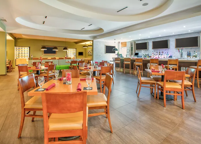 Dallas - Worth Airport South By Ihg 3*