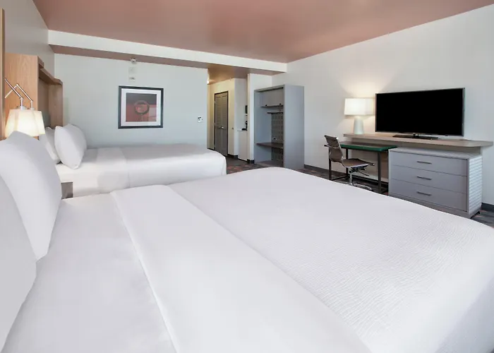 Dallas - Worth Airport South By Ihg Hotel 3*