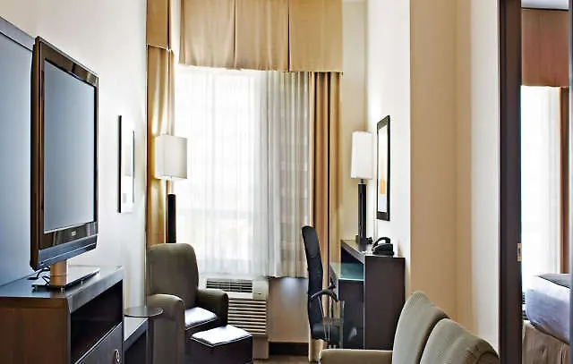 Dallas - Worth Airport South By Ihg Hotel 3*